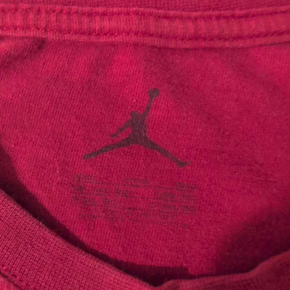 Nike Air Jordan Tshirt Men's‎ XXL Red Graphic Basketball
